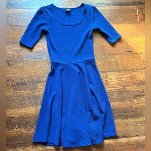 Like New LuLaRoe Vibrant Blue Textured Dress